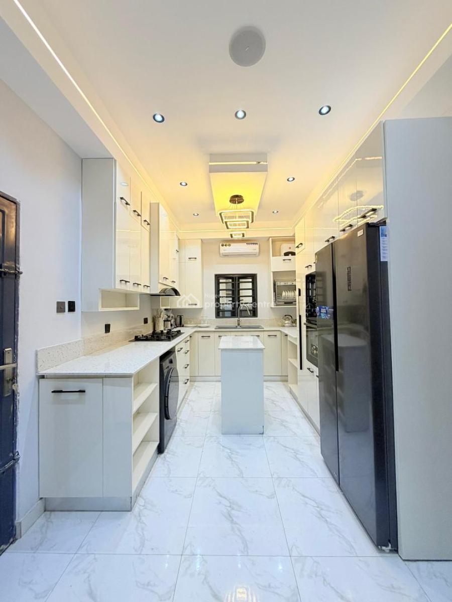 Lovely 4 Bedroom Semi Detached Duplex, Gbagada, Lagos, Semi-detached Duplex for Sale