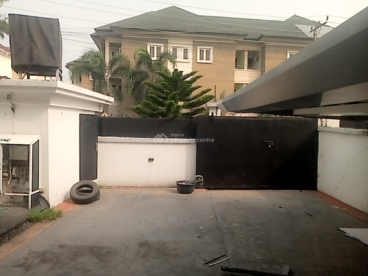 a Neatly and Massively Built 5 Bedroom Fully Detached Duplex and a Bq, Osapa, Lekki, Lagos, Detached Duplex for Rent