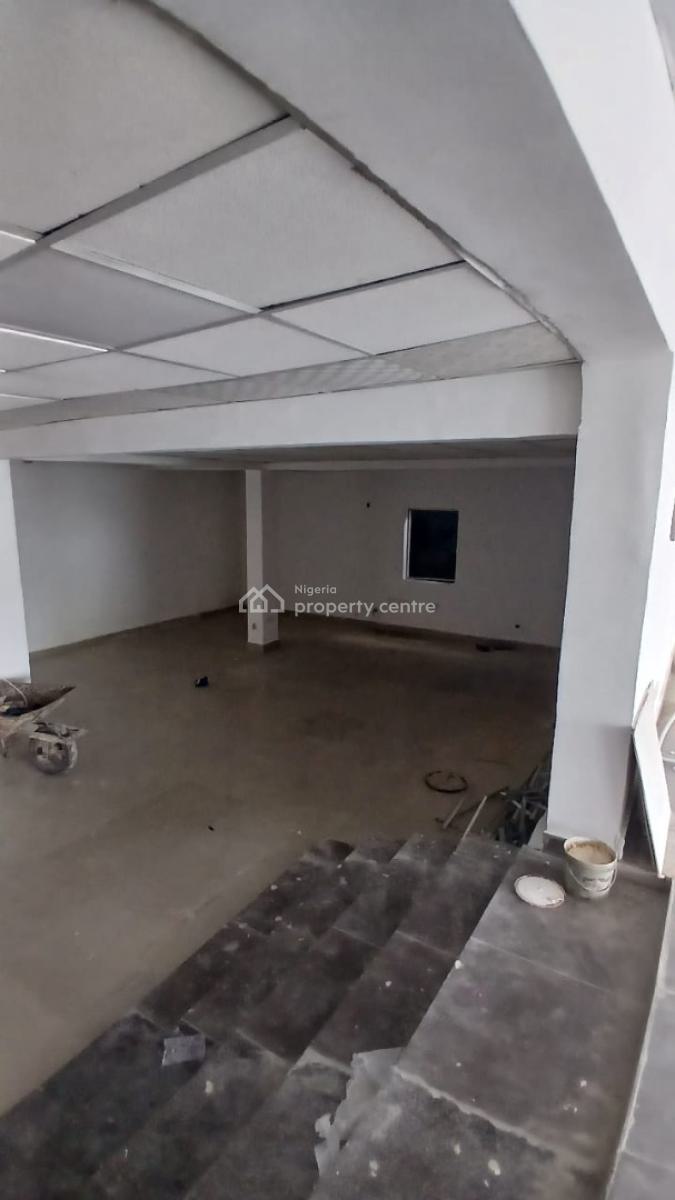 Luxury Newly Renovated Open Space on Commercial Road, Admiralty Way, Lekki Phase 1, Lekki, Lagos, Office Space for Rent