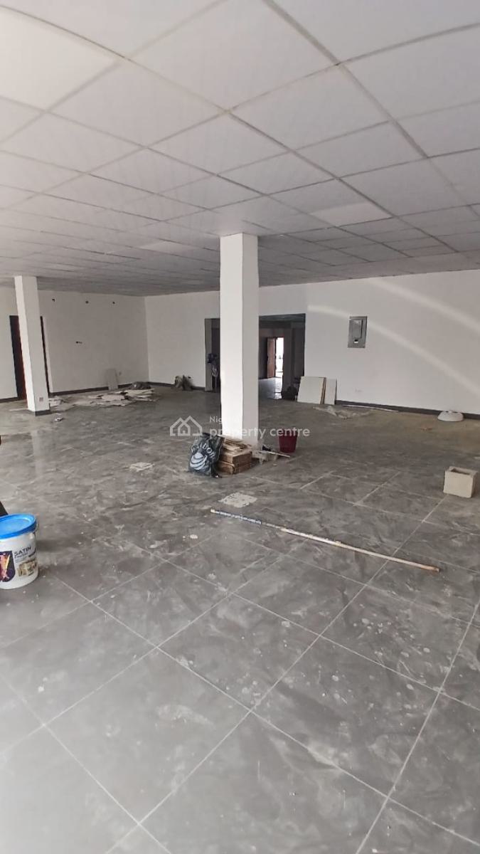 Luxury Newly Renovated Open Space on Commercial Road, Admiralty Way, Lekki Phase 1, Lekki, Lagos, Office Space for Rent