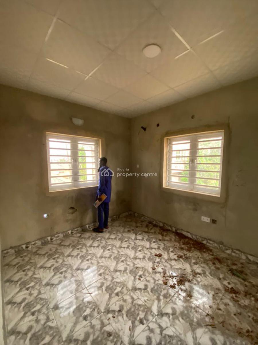 Executive 2bedrooms Luxury Apartment, Fountain Estate Oke-ira Nla Ado Road, Ajah, Lagos, Flat / Apartment for Rent