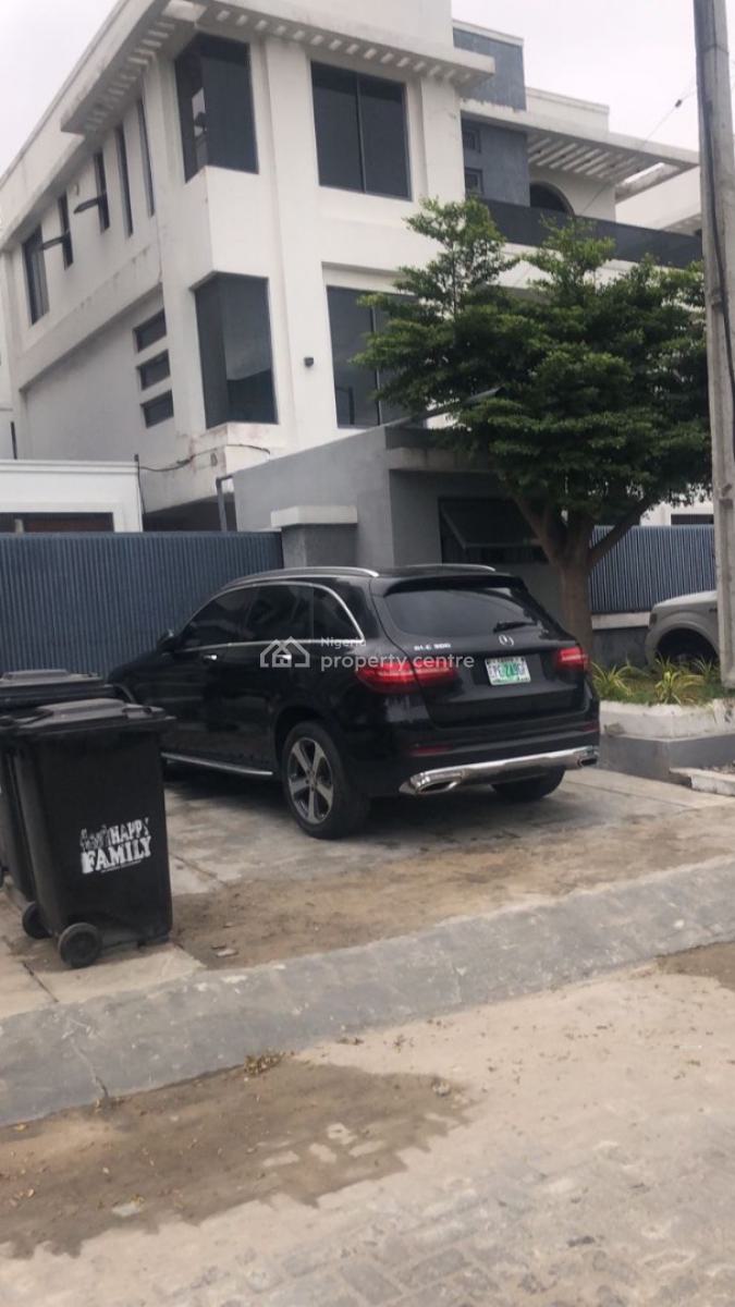 Magnificent 5 Bedrooms Detached Duplex with Boys Quarters and Pool, Lekki Right Side Maruwa, Lekki Phase 1, Lekki, Lagos, Detached Duplex for Rent