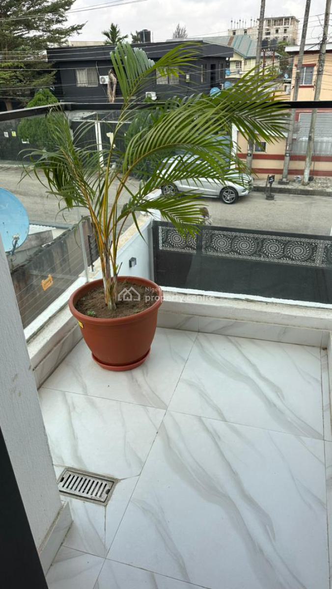 Luxury 3 Bedrooms Flats with City View, 53 Talabi Street.  Boet Estate., Adeniyi Jones, Ikeja, Lagos, Flat / Apartment Short Let