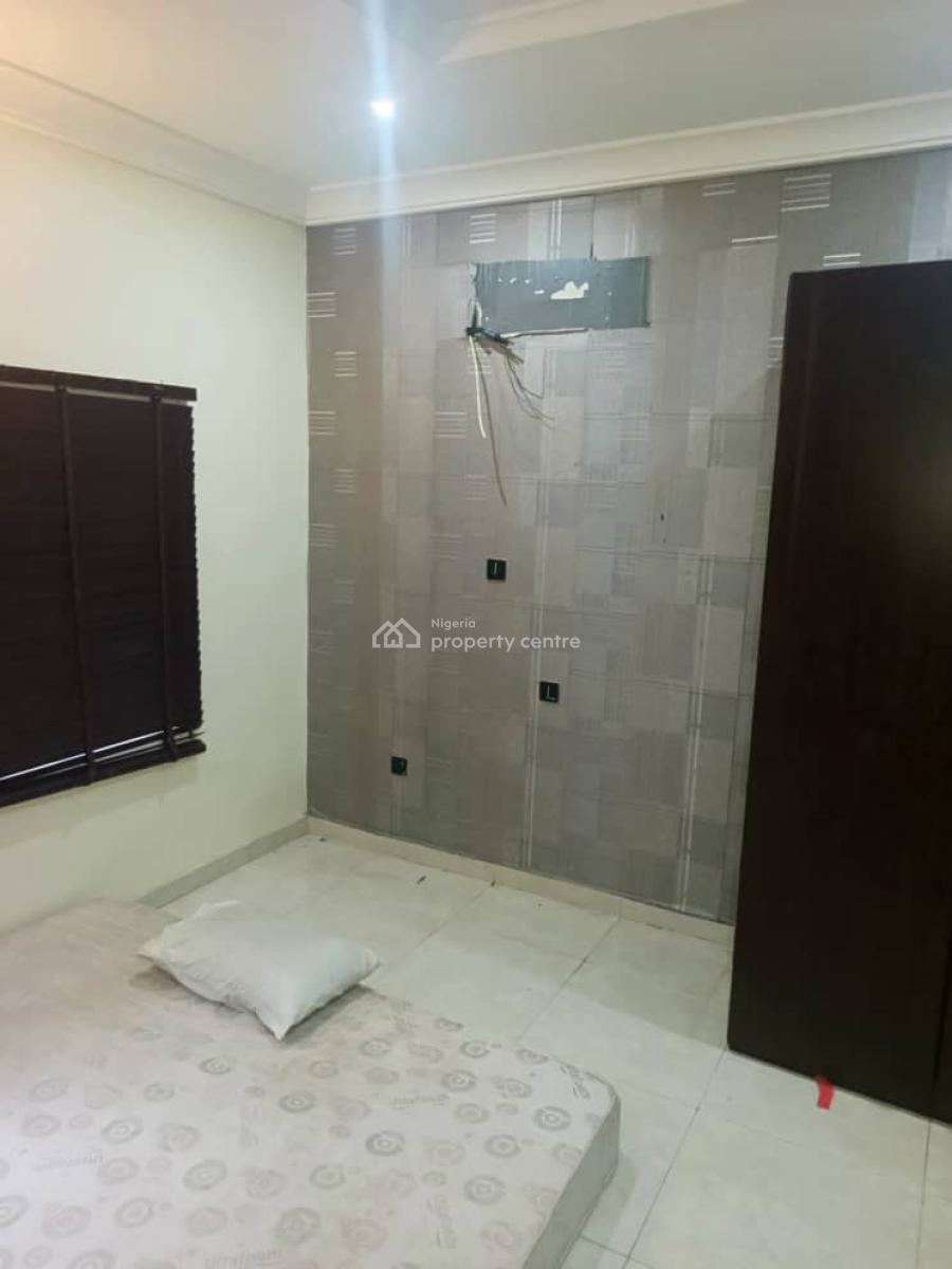 a Neatly Massively Built 4 Bedroom Terrace, Osapa, Lekki, Lagos, House for Rent