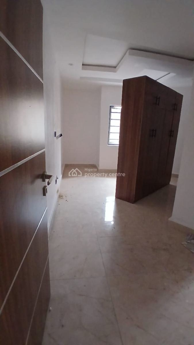 Luxury 2 Bedroom Self Service Apartment in a Secured Estate, Lekki Phase 1, Lekki, Lagos, Flat / Apartment for Rent