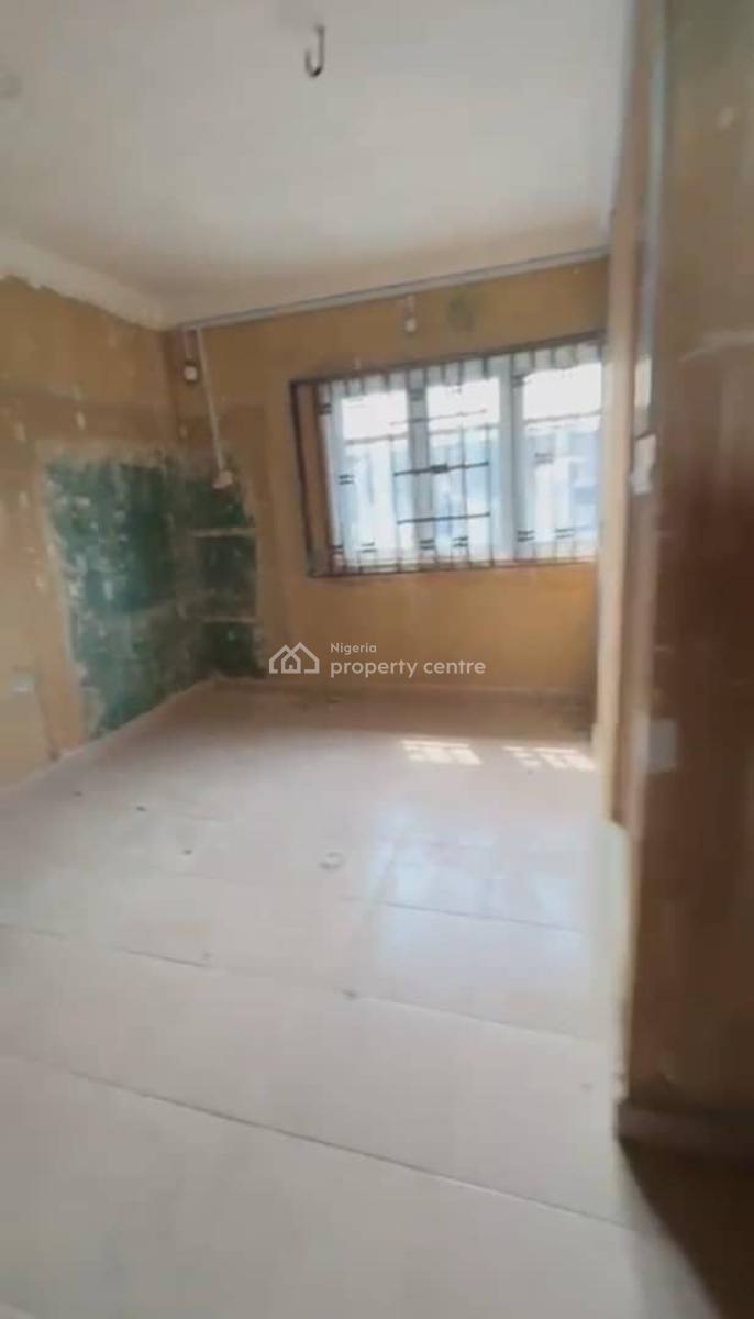 Lovely 3 Bedroom Flat, Central, Ogudu, Lagos, Flat / Apartment for Rent