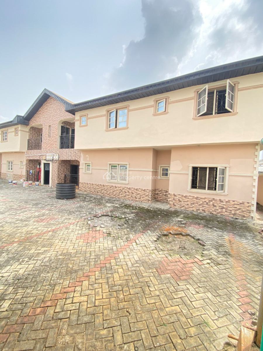 Well Renovated Spacious 3 Bedroom Flat, Ogombo, Ajah, Lagos, Flat / Apartment for Rent