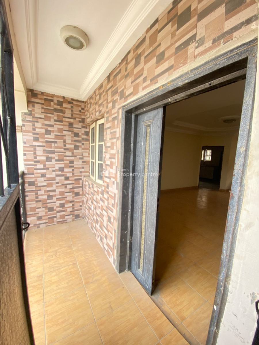 Well Renovated Spacious 3 Bedroom Flat, Ogombo, Ajah, Lagos, Flat / Apartment for Rent