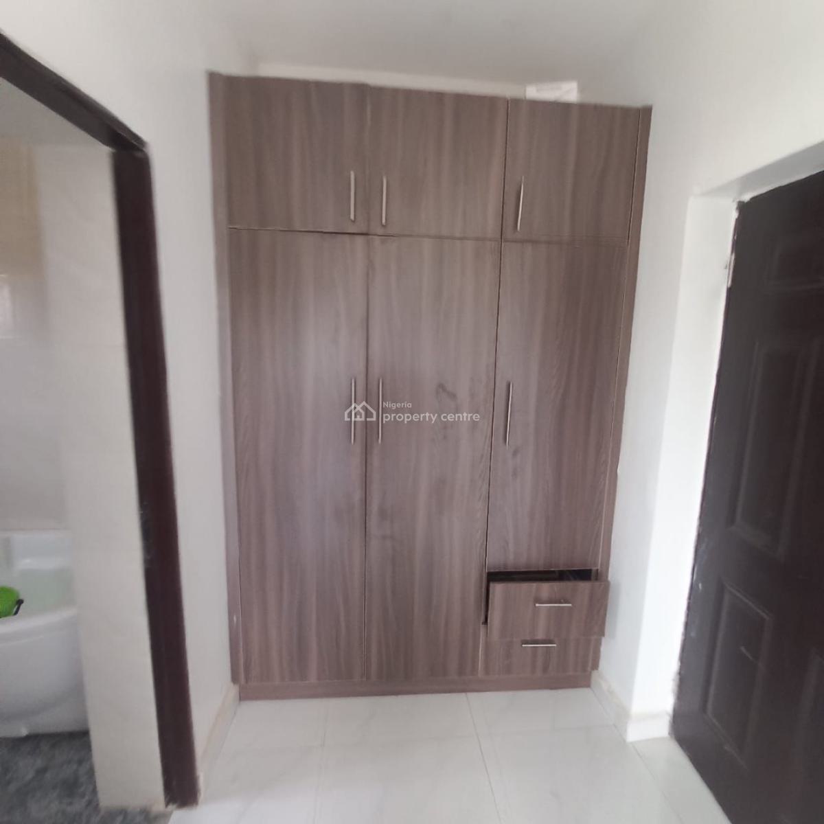 3 Bedroom Flat on The Second Floor, Kaura District, Kaura, Abuja, Flat / Apartment for Rent