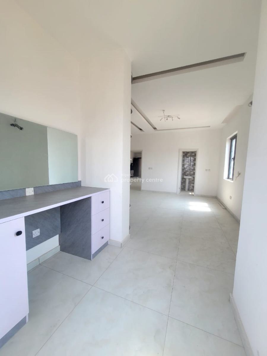 Serviced 2 Bedroom Flat in The 3rd Floor, Victoria Island (vi), Lagos, Flat / Apartment for Rent
