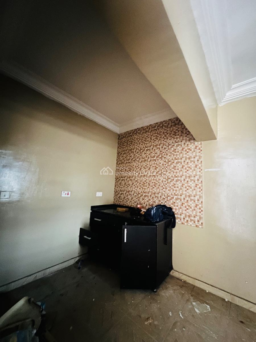 Standard Mini Flat in a Good Location, United Estate, Before Shoperight, Sangotedo, Ajah, Lagos, Mini Flat (room and Parlour) for Rent