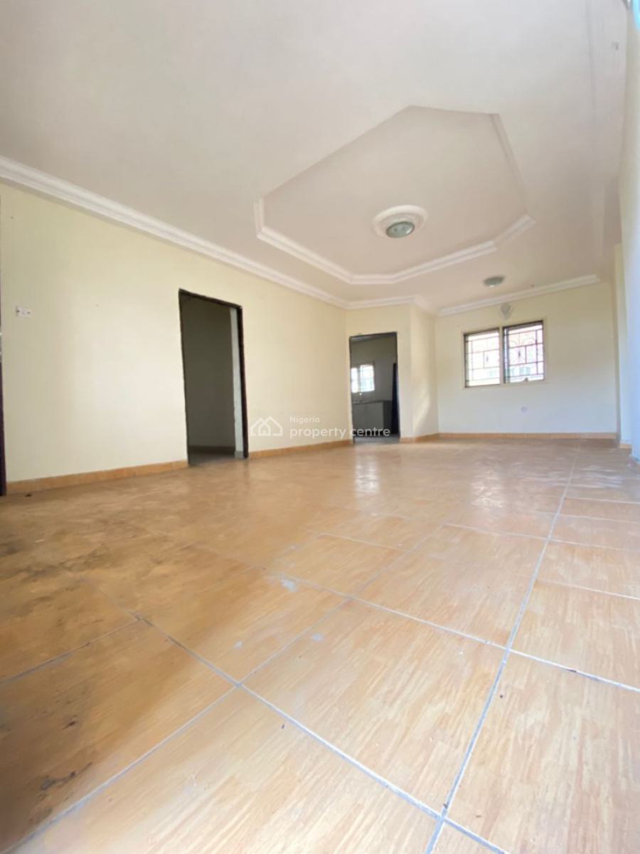 Well Renovated 3bedroom Flat All Rooms En-suite at Ogombo Ajah, Ogombo Ajah Lagos Off Abraham Adesanya Road, Ogombo, Ajah, Lagos, Flat / Apartment for Rent