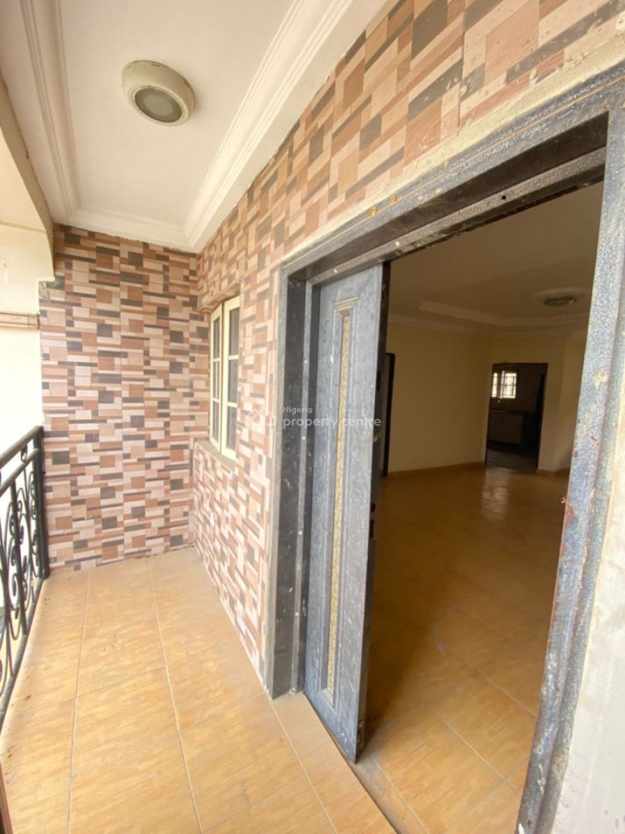 Well Renovated 3bedroom Flat All Rooms En-suite at Ogombo Ajah, Ogombo Ajah Lagos Off Abraham Adesanya Road, Ogombo, Ajah, Lagos, Flat / Apartment for Rent