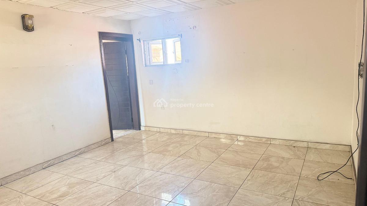 Specious 1-bedroom Flat in a Convenient Lekki Location, Harmony Crescent, Agungi, Lekki, Lagos, Mini Flat (room and Parlour) for Rent
