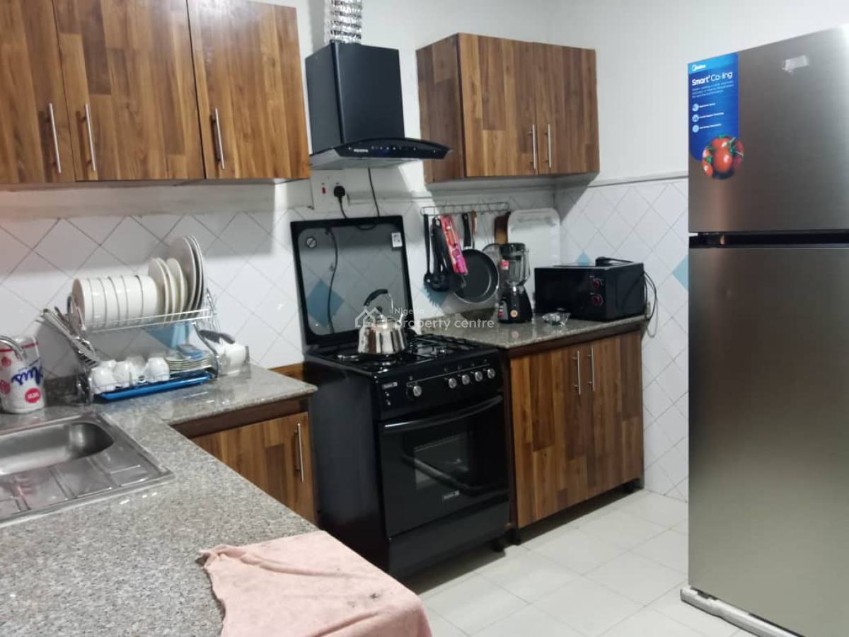 2 Bedroom Flat, Volta Street, Maitama District, Abuja, Flat / Apartment for Rent