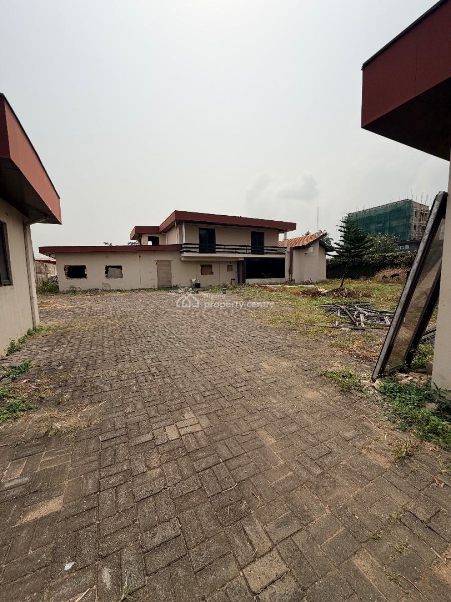 Exquisite and Rare Offer Deal in The Heart of Gra, Ikeja Gra, Ikeja, Lagos, Mixed-use Land for Sale