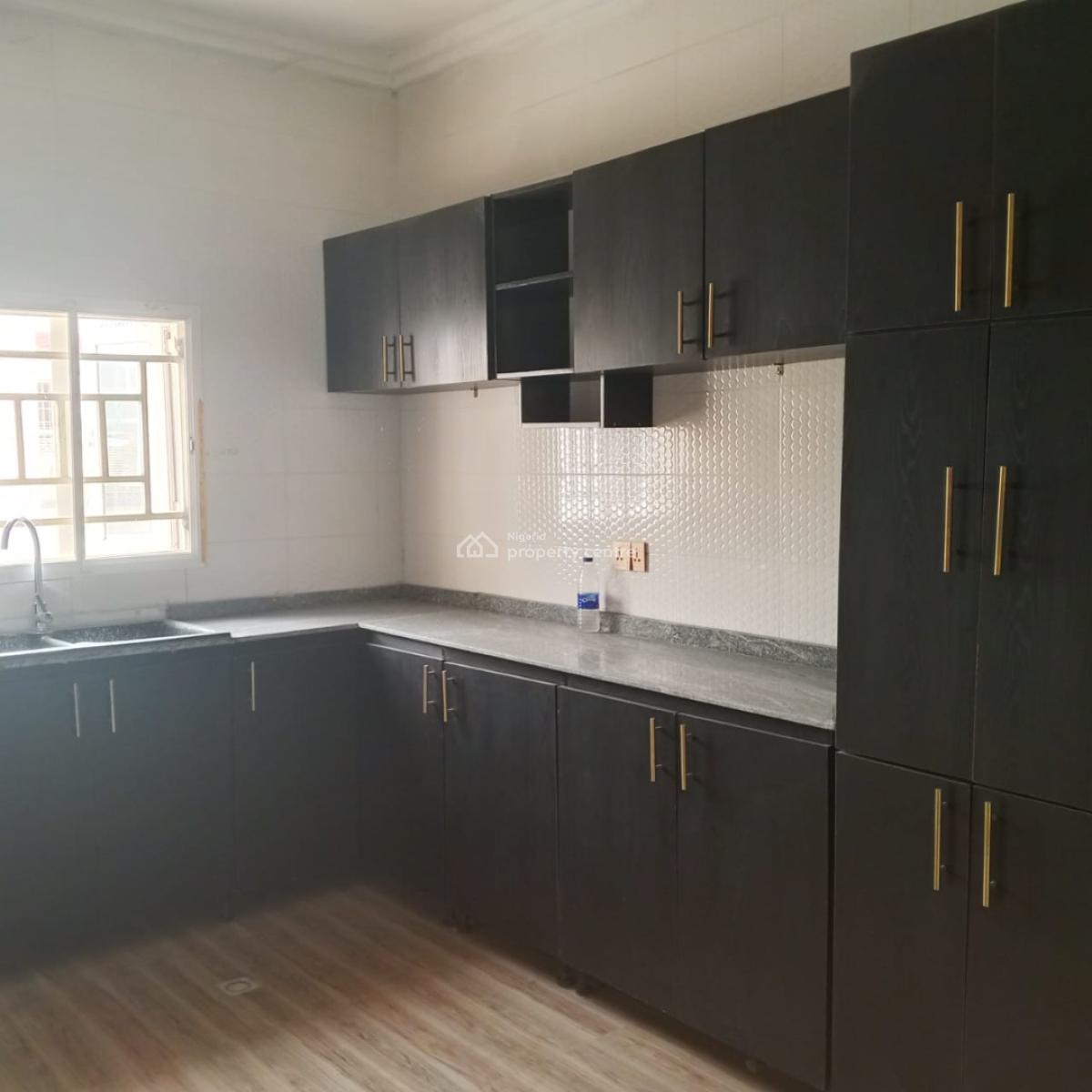 Luxury 3 Bedroom Flat, Guzape District, Abuja, Flat / Apartment for Rent