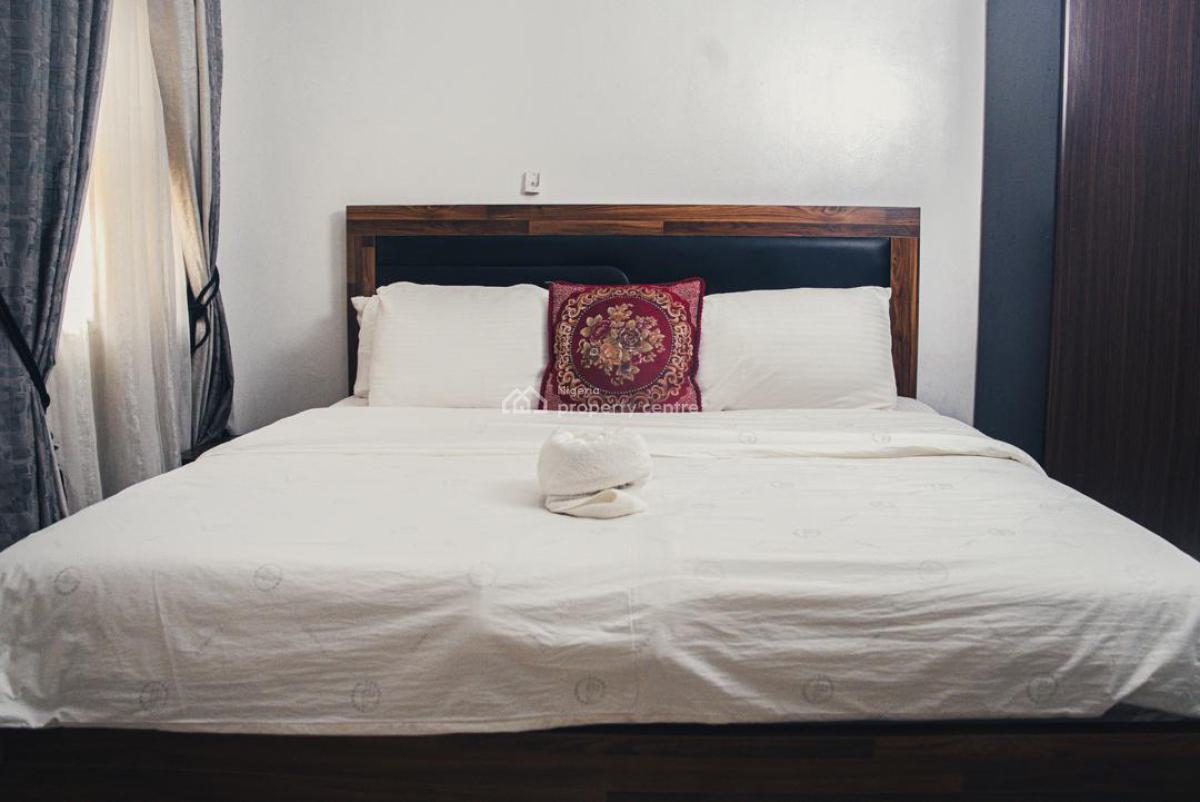 Modernised 3 Bedroom Duplex with Swimming Pool & Snooker, Isaac John, Ikeja Gra, Ikeja, Lagos, Terraced Duplex Short Let