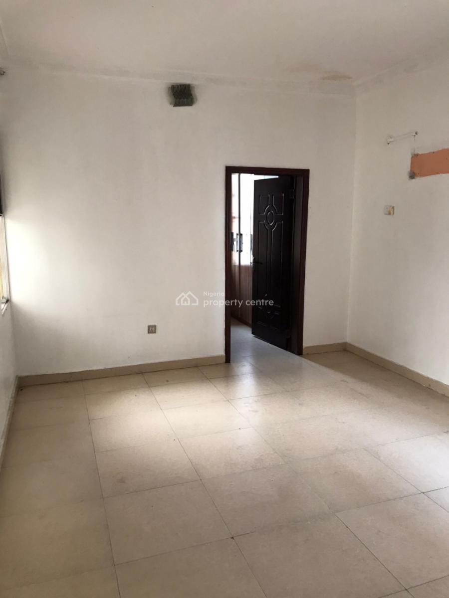 Spacious 3 Bedroom Apartment, Lekki Phase 1, Lekki, Lagos, House for Rent