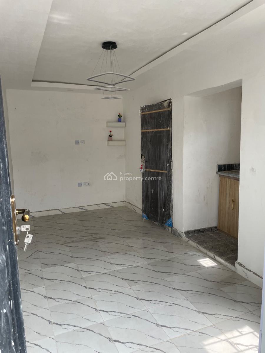 Newly Renovated Standard Room Self Upstairs with a Wardrobe and a Kitchen, Alapere, Ketu, Lagos, Self Contain (single Rooms) for Rent