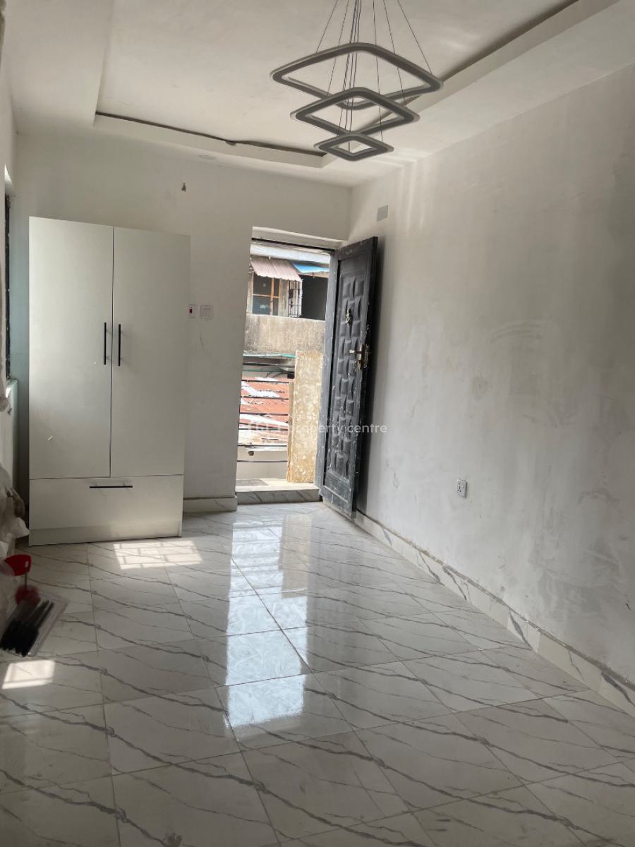 Newly Renovated Standard Room Self Upstairs with a Wardrobe and a Kitchen, Alapere, Ketu, Lagos, Self Contain (single Rooms) for Rent