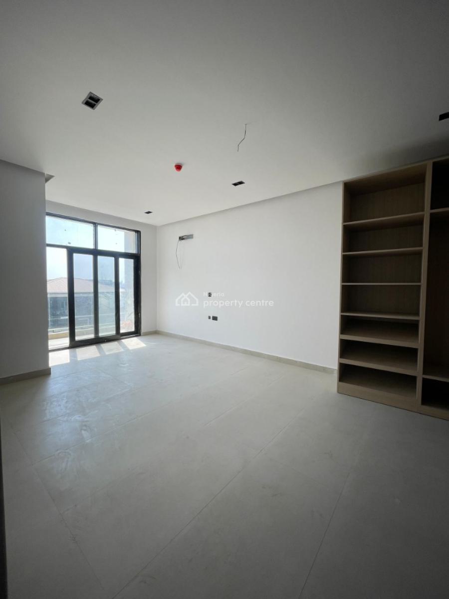 Luxury 2 Bedroom Apartment with Swimming Pool, Lekki Phase 1, Lekki, Lagos, Flat / Apartment for Sale