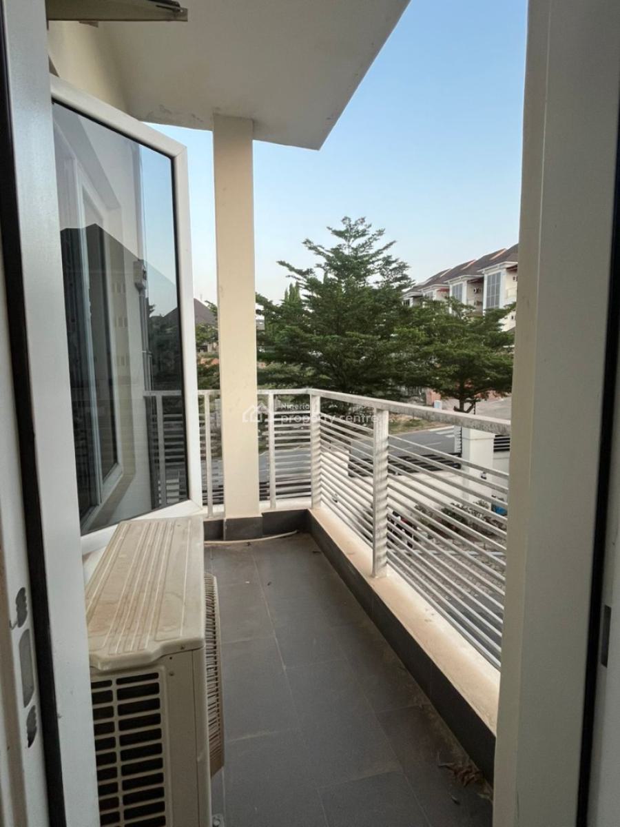 Luxury 4 Bedroom Terrace Duplex, Guzape District, Abuja, House Short Let