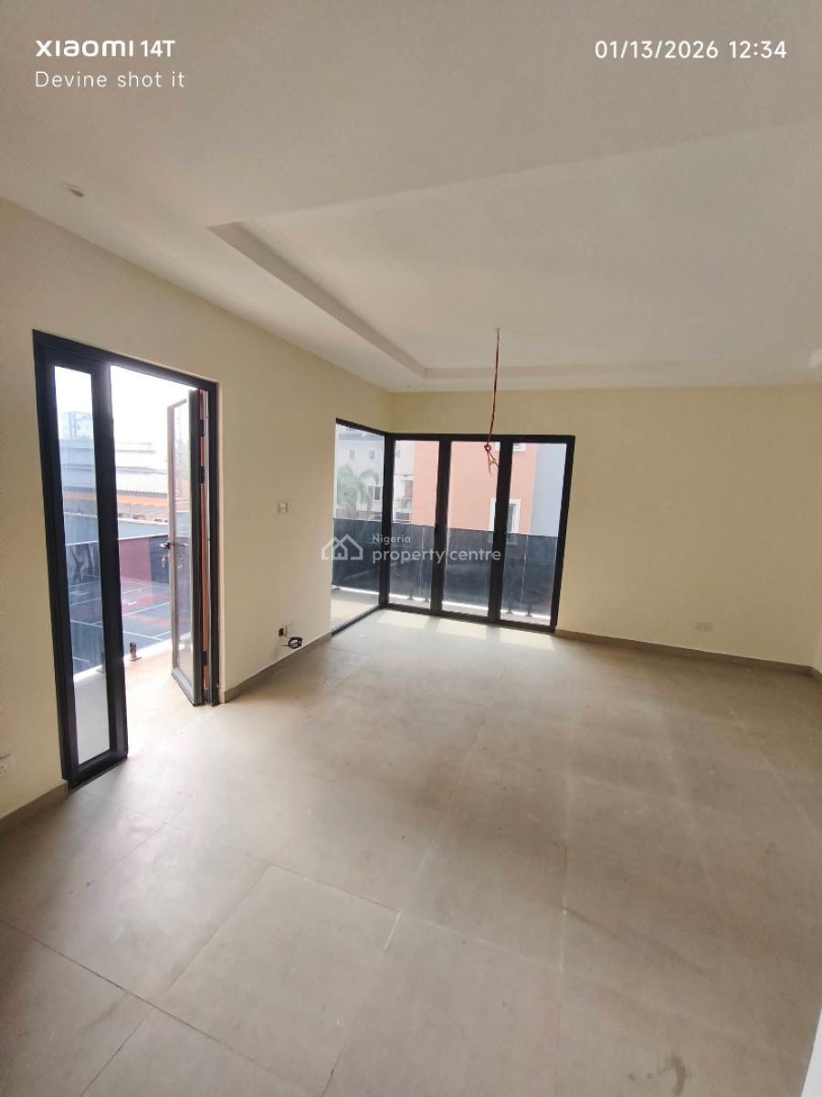 Luxury 3 Bedroom Service Apartment with Bq, Lekki Phase 1, Lekki, Lagos, Flat / Apartment for Sale