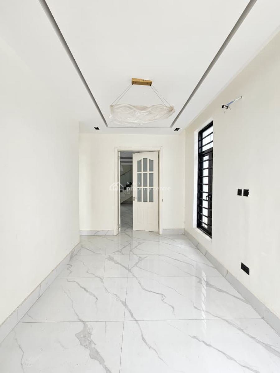 Spacious 5 Bedroom Detached with Bq, Rooftop Terrace and Swimming Pool, Lekki Phase 1, Lekki, Lagos, Detached Duplex for Sale