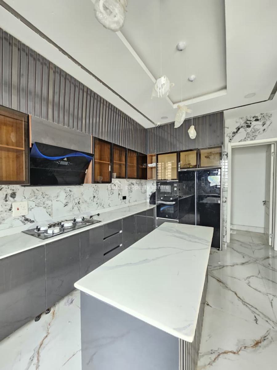 Spacious 5 Bedroom Detached with Bq, Rooftop Terrace and Swimming Pool, Lekki Phase 1, Lekki, Lagos, Detached Duplex for Sale