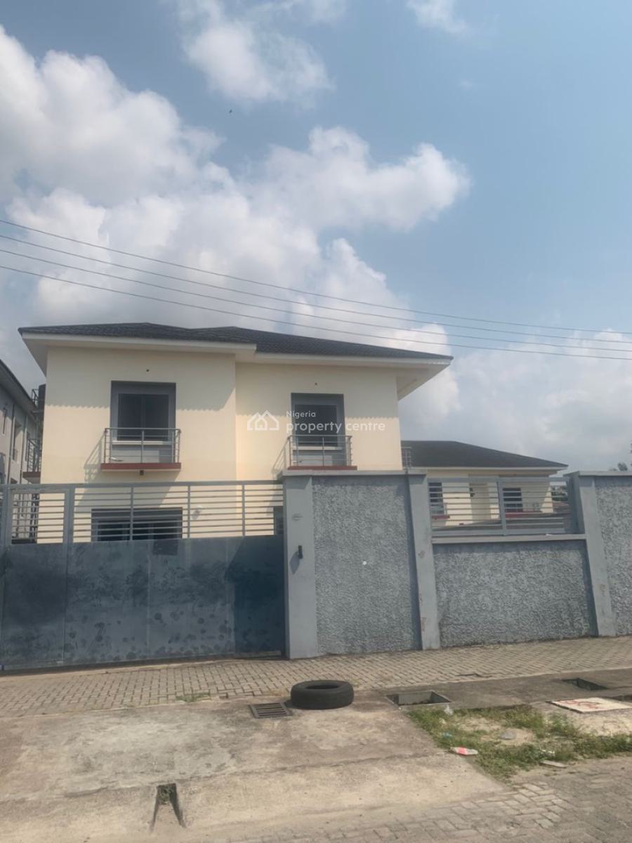Luxury 5-bedroom Semi-detached Duplex with Bq, Lekki Phase 1, Lekki, Lagos, Semi-detached Duplex for Rent