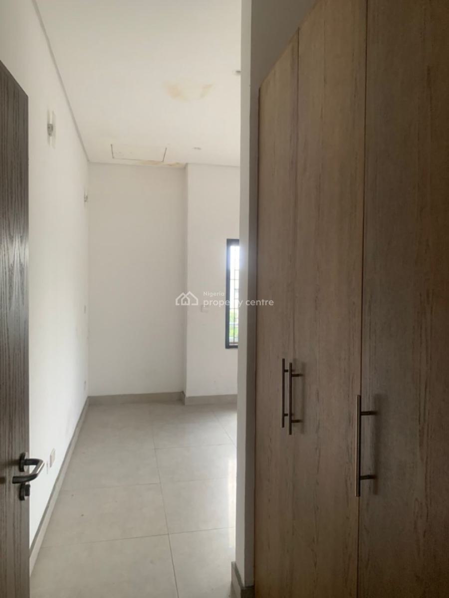 Luxury 5-bedroom Semi-detached Duplex with Bq, Lekki Phase 1, Lekki, Lagos, Semi-detached Duplex for Rent
