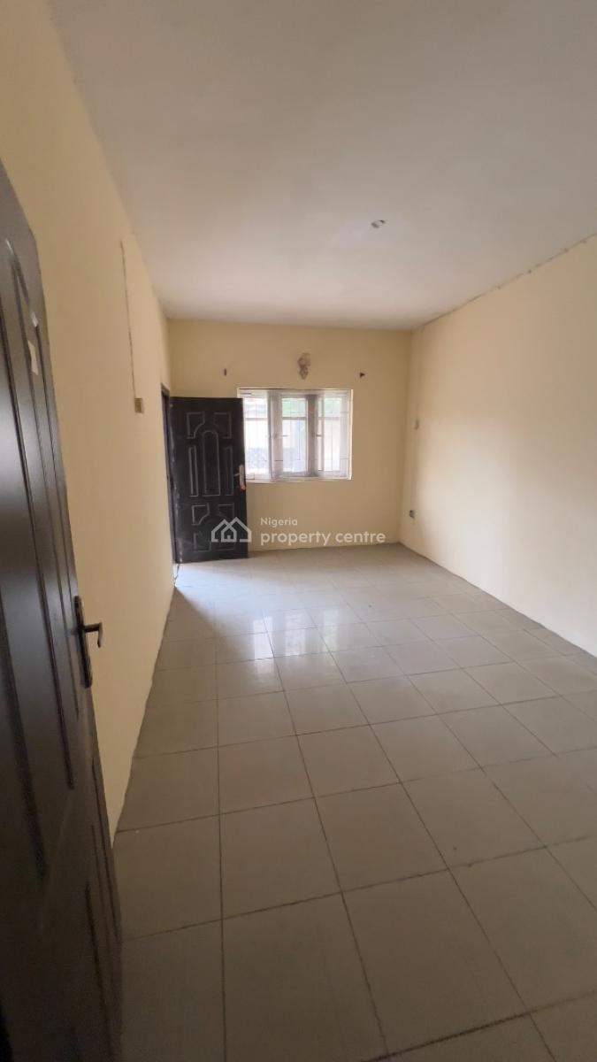 5 Bedroom Semi Detached House Suitable for Commercial Or Residential, Olabode Close, Off Tinubu Road, Ilupeju, Lagos, Semi-detached Duplex for Rent