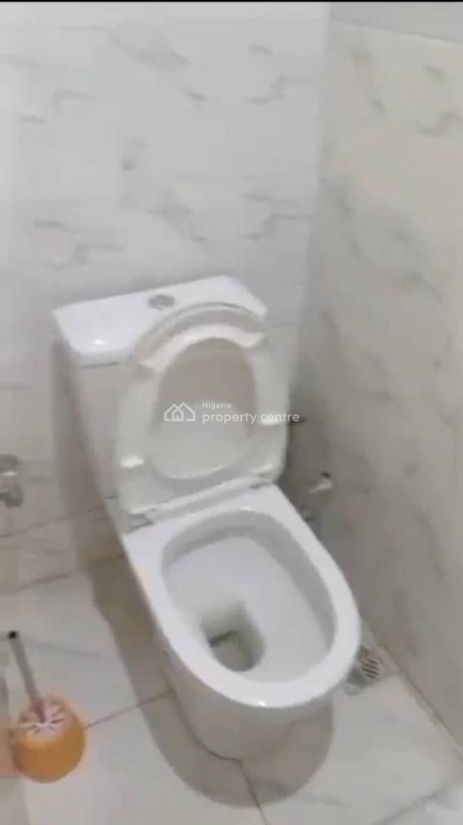 Lovely Furnished 3 Bedroom Flat, Obanikoro Estate, Shomolu, Lagos, Flat / Apartment for Rent