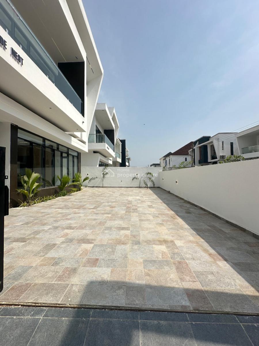 Gorgeous 5 Bedroom Detached Home, Ajah, Lagos, Detached Duplex for Sale