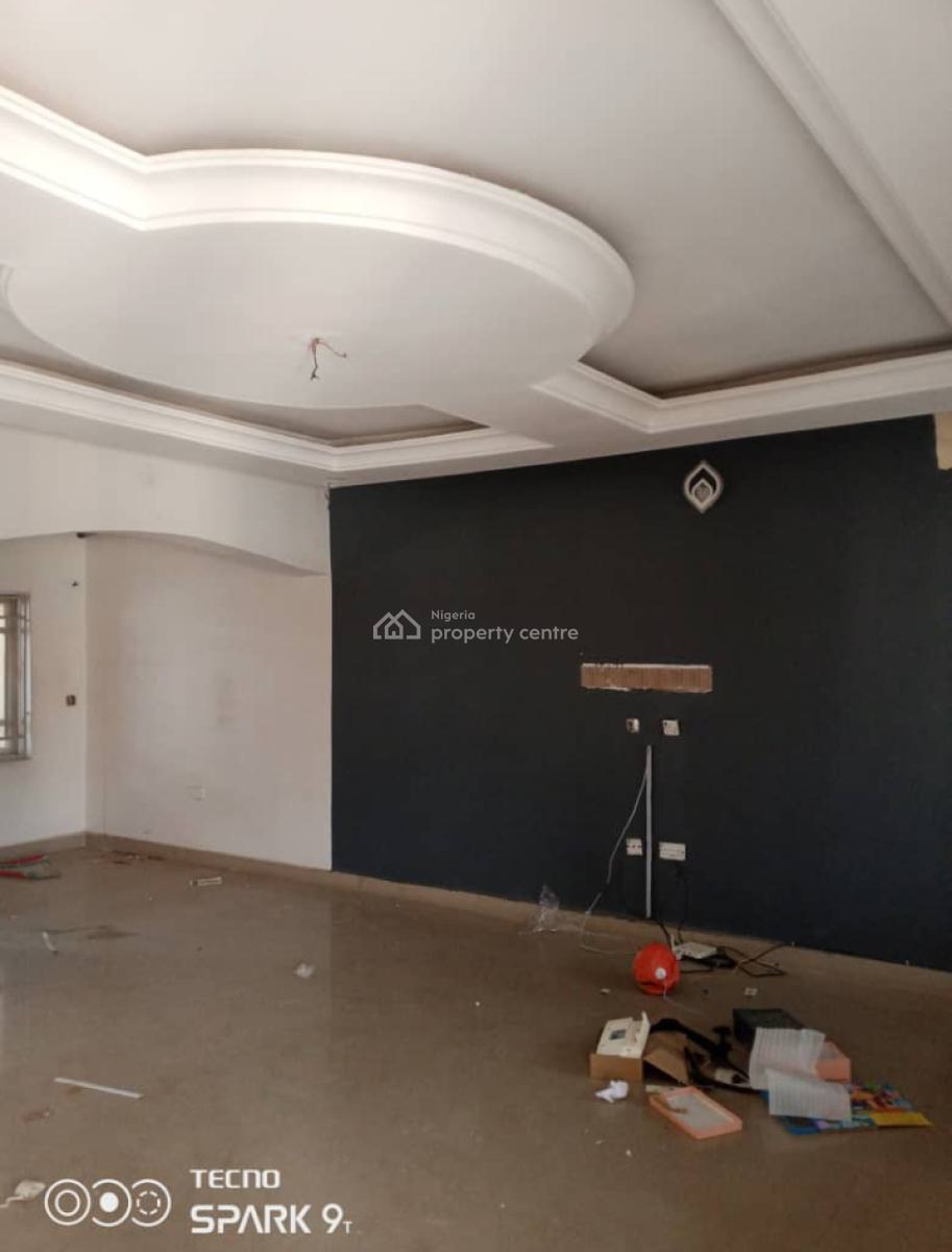 Spacious 2 Bedroom Flat, After Zartech, Wuye, Abuja, Flat / Apartment for Rent