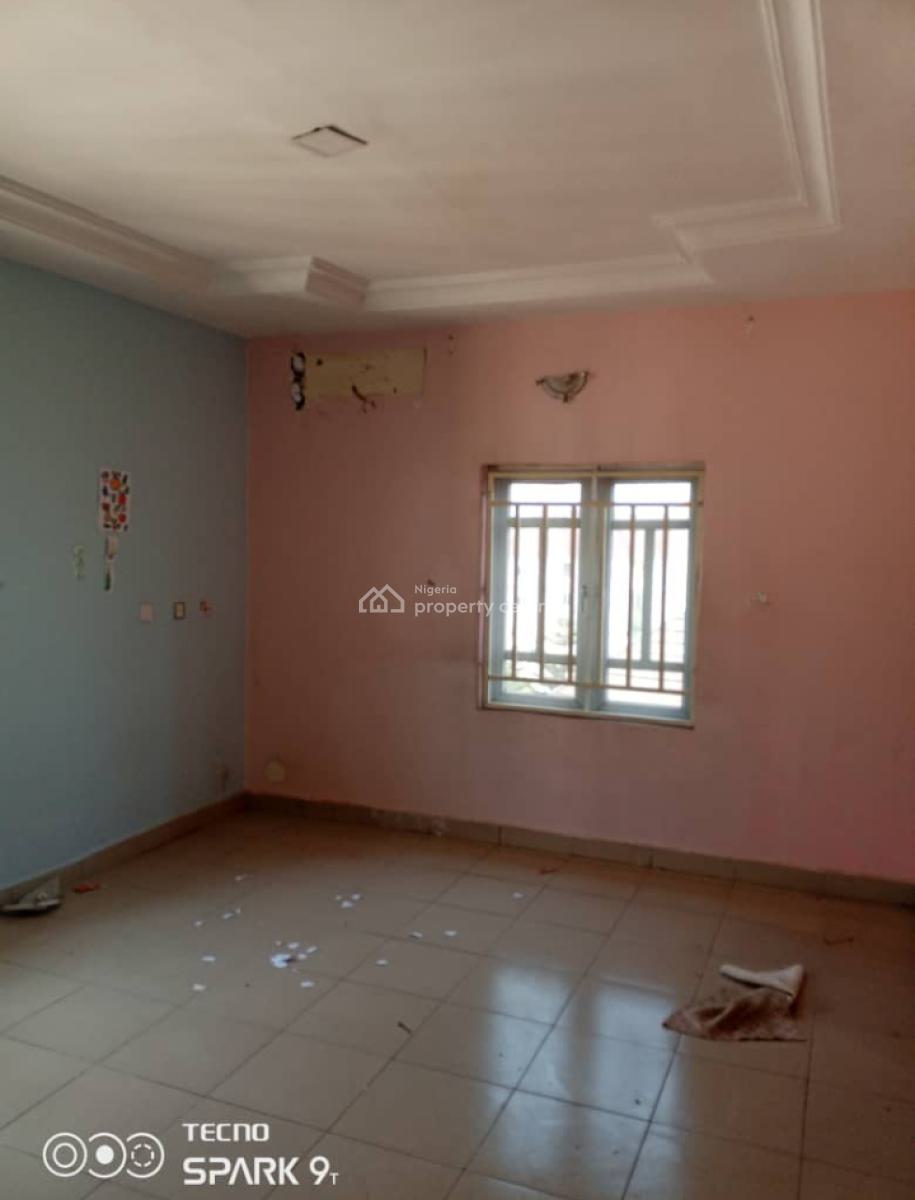 Spacious 2 Bedroom Flat, After Zartech, Wuye, Abuja, Flat / Apartment for Rent