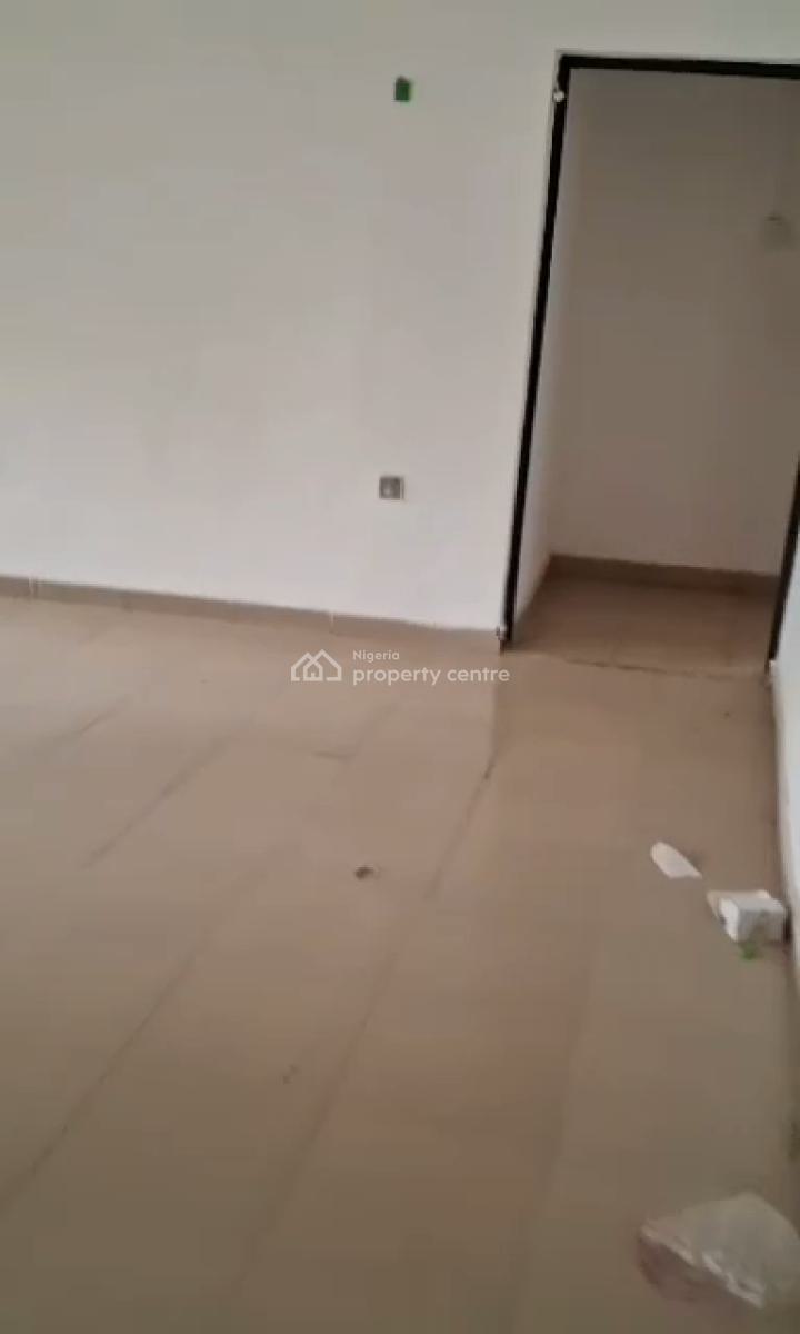 Spacious 2 Bedroom Apartment, Off Awolowo Way, Ikeja, Lagos, Flat / Apartment for Rent