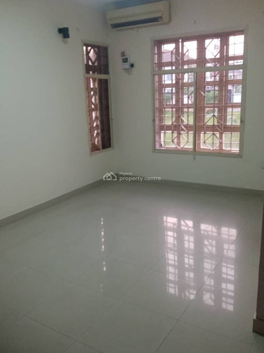 Spacious and Clean Three Bedroom Flat with Bq, Oniru, Victoria Island (vi), Lagos, Flat / Apartment for Rent