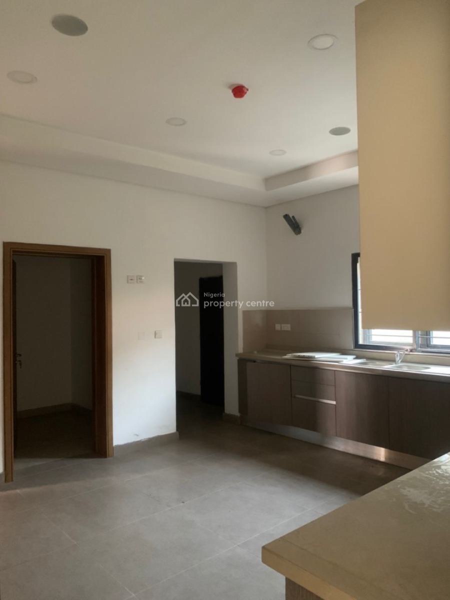 5-bedroom Semi-detached Duplex with Bq, Off Admiralty Way, Lekki Phase 1, Lekki, Lagos, Detached Duplex for Rent
