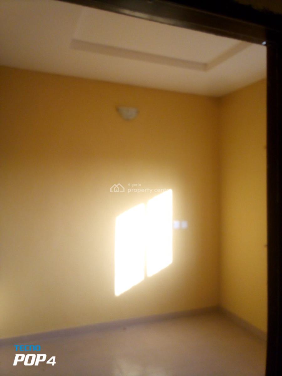 Luxurious 2 Bedroom Flat Close to Express, Ologufe Road, Awoyaya, Ibeju Lekki, Lagos, Flat / Apartment for Rent