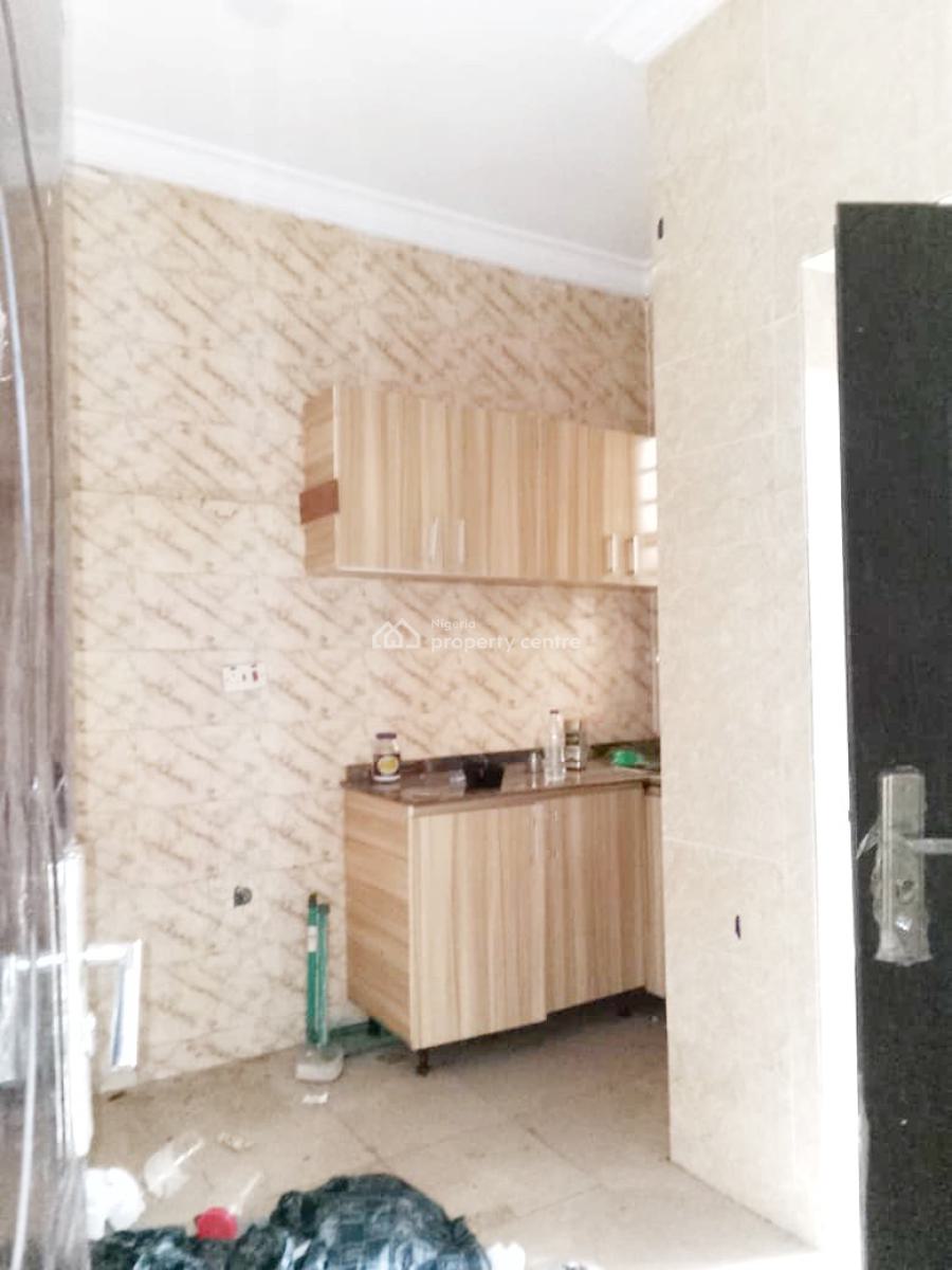 Luxury 2 Bedroom Flat, Gra Phase 1, Magodo, Lagos, Flat / Apartment for Rent