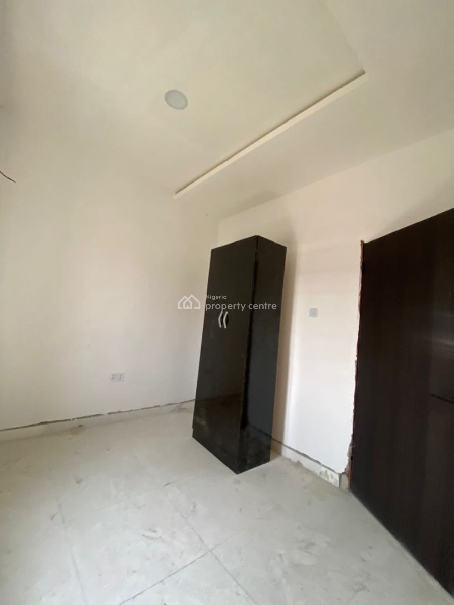 Two Bedroom Apartment, Amity Close By Coastal Road, Ajah, Lagos, Flat / Apartment for Rent