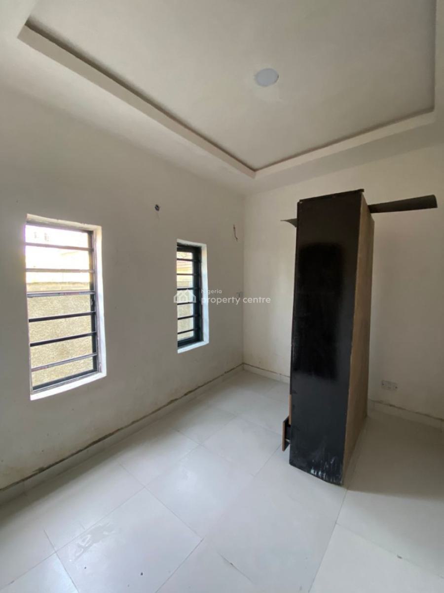 Two Bedroom Apartment, Amity Close By Coastal Road, Ajah, Lagos, Flat / Apartment for Rent