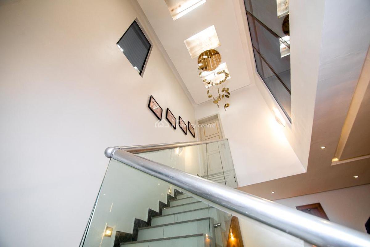 Nicely Furnished 4 Bedrooms Terraced Duplex, Lekki Phase 1, Lekki, Lagos, Terraced Duplex for Rent