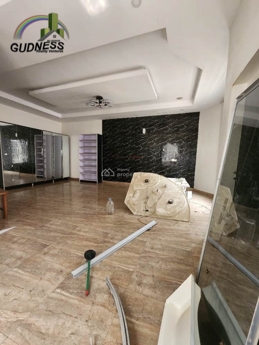 Spacious 4 Bedroom Semi-detached with Bq, Chevron, Lekki, Lagos, Semi-detached Duplex for Rent