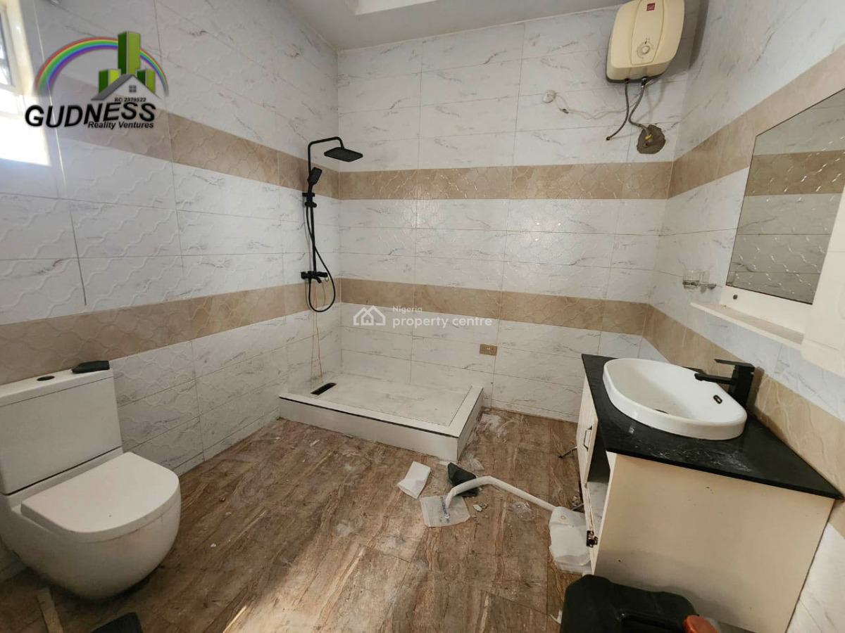 Spacious 4 Bedroom Semi-detached with Bq, Chevron, Lekki, Lagos, Semi-detached Duplex for Rent