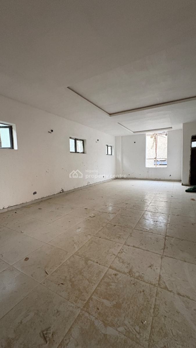 Shop Space in a Mall, Lekki Phase 1, Lekki, Lagos, Plaza / Complex / Mall for Rent