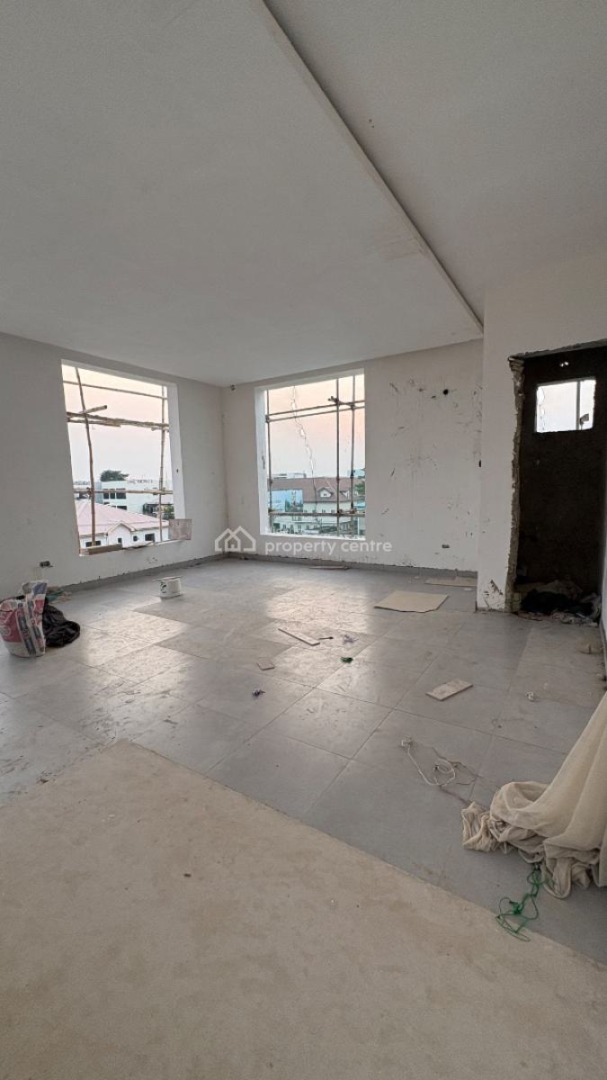 Shop Space in a Mall, Lekki Phase 1, Lekki, Lagos, Plaza / Complex / Mall for Rent