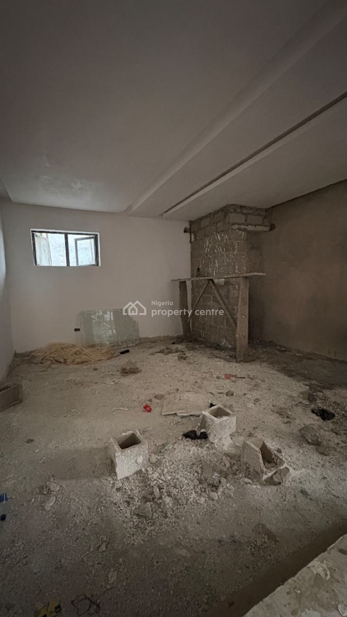 Shop Space in a Mall, Lekki Phase 1, Lekki, Lagos, Plaza / Complex / Mall for Rent